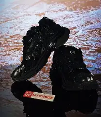 Balenciaga Sneakers Runner